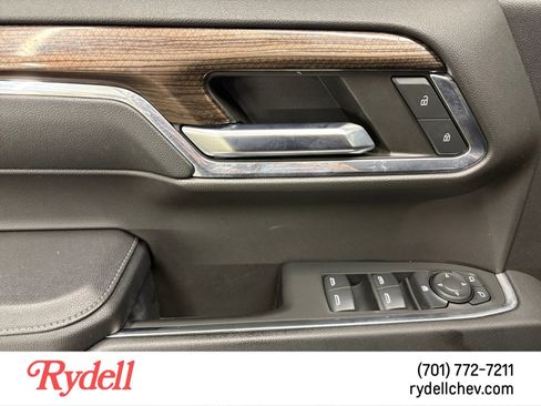 Used 2024 Chevrolet Silverado 1500 LT Trail Boss w/ LT Trail Boss Premium Package AWD/4WD image 11