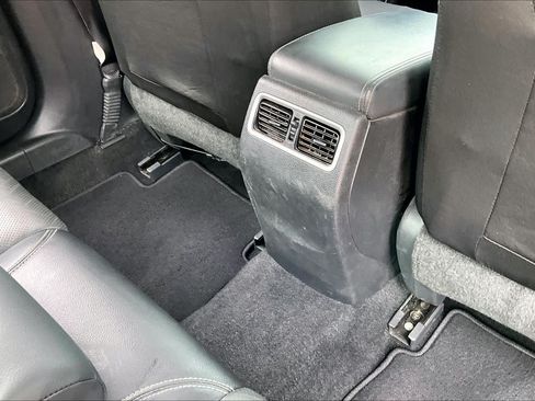 Used 2018 Nissan Altima 3.5 SL FWD image 10