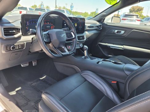 Used 2025 Ford Mustang Premium RWD image 11
