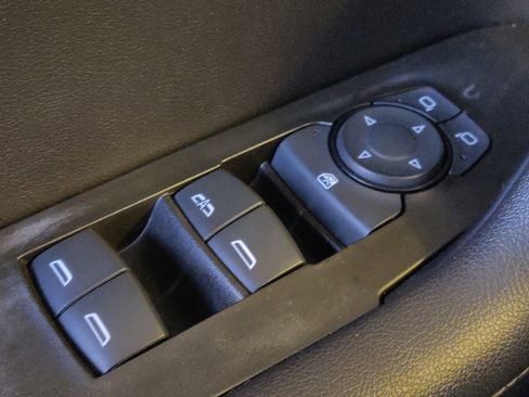 Used 2022 Chevrolet Blazer LT w/ Sound & Technology Package FWD image 27