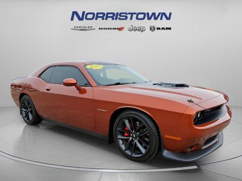 Certified 2020 Dodge Challenger R/T w/ Plus Package image 1