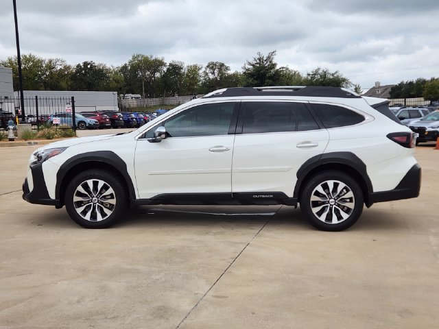 Certified 2025 Subaru Outback Limited AWD/4WD image 4