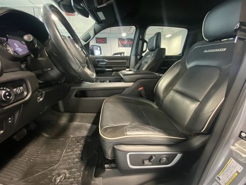 Used 2024 RAM 1500 Laramie image 10