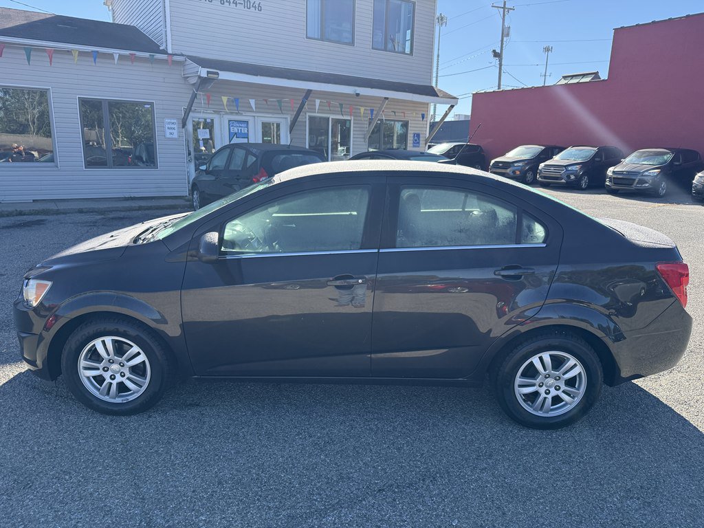 Used 2013 Chevrolet Sonic LT FWD image 3