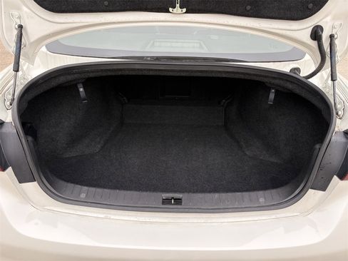 Used 2019 INFINITI Q50 Luxe w/ Essential Package (3.0T Luxe) image 28