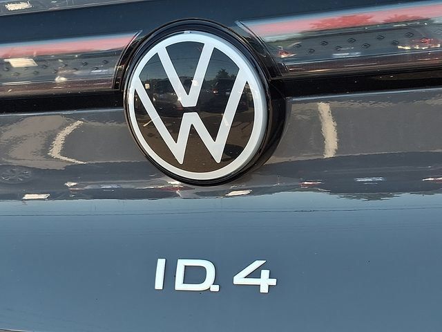 Used 2023 Volkswagen ID.4 Pro S AWD/4WD image 32