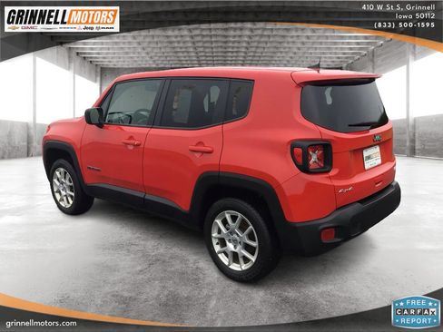 Used 2023 Jeep Renegade Latitude AWD/4WD image 6
