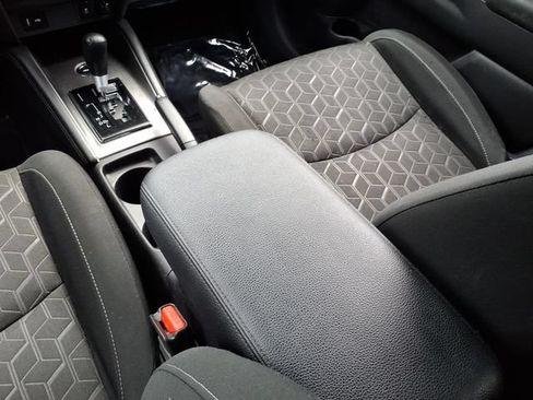 Used 2024 Mitsubishi Outlander Sport AWD image 18
