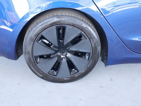 Used 2024 Tesla Model 3 Long Range RWD image 5