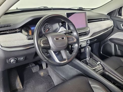 Used 2022 Jeep Compass Latitude image 13