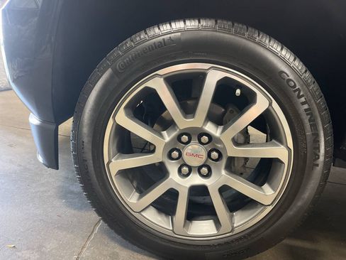 Used 2018 GMC Canyon Denali AWD/4WD image 9