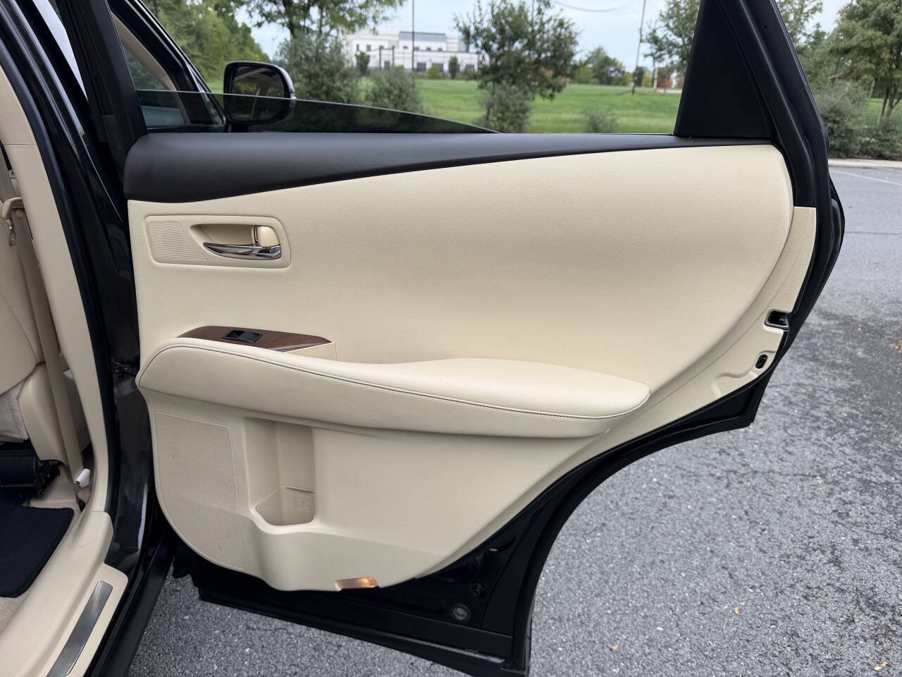 Used 2014 Lexus RX 350 AWD w/ Navigation Package image 24