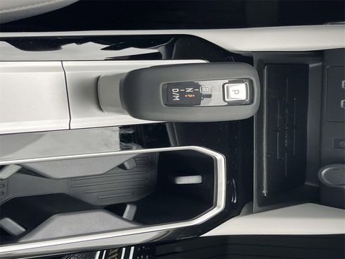 New 2026 Mitsubishi Outlander SEL image 22