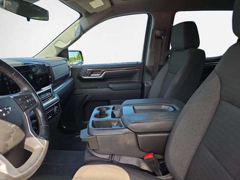 Used 2023 Chevrolet Silverado 1500 RST w/ Z71 Off-Road Package AWD/4WD image 12