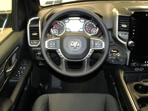 New 2026 RAM 1500 4x4 Crew Cab image 12
