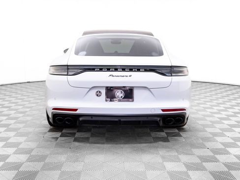 Used 2023 Porsche Panamera 4 Platinum Edition image 10