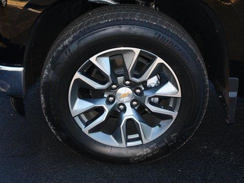 New 2026 Chevrolet Silverado 1500 LT image 3