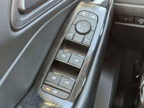 Certified 2024 Nissan Rogue S image 21