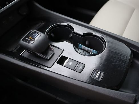 Used 2021 Nissan Rogue SV w/ Premium Package FWD image 26