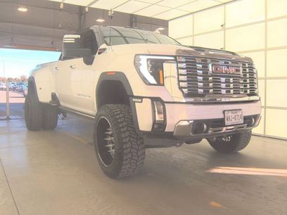 Used 2025 GMC Sierra 3500 Denali w/ Technology Package