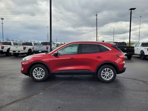 Certified 2022 Ford Escape SE w/ Cold Weather Package image 7