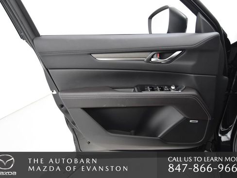 New 2025 MAZDA CX-5 Signature image 29