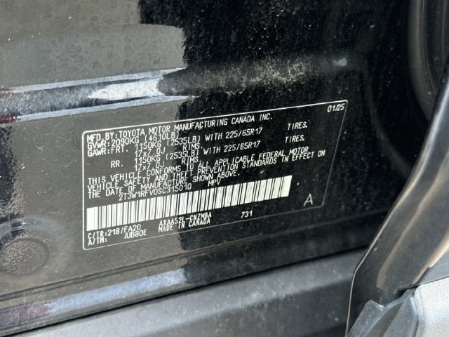 Used 2025 Toyota RAV4 XLE FWD image 34