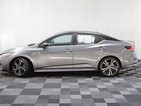 Used 2020 Nissan Sentra SR image 4