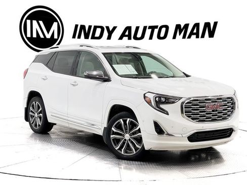 Used 2020 GMC Terrain Denali image 2