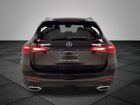 Used 2024 Mercedes-Benz GLC 300 4MATIC image 5