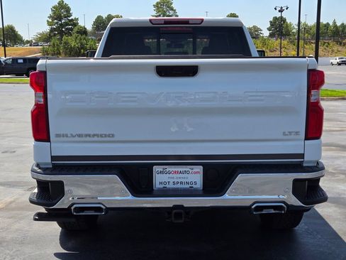 Used 2024 Chevrolet Silverado 1500 LTZ AWD/4WD image 4
