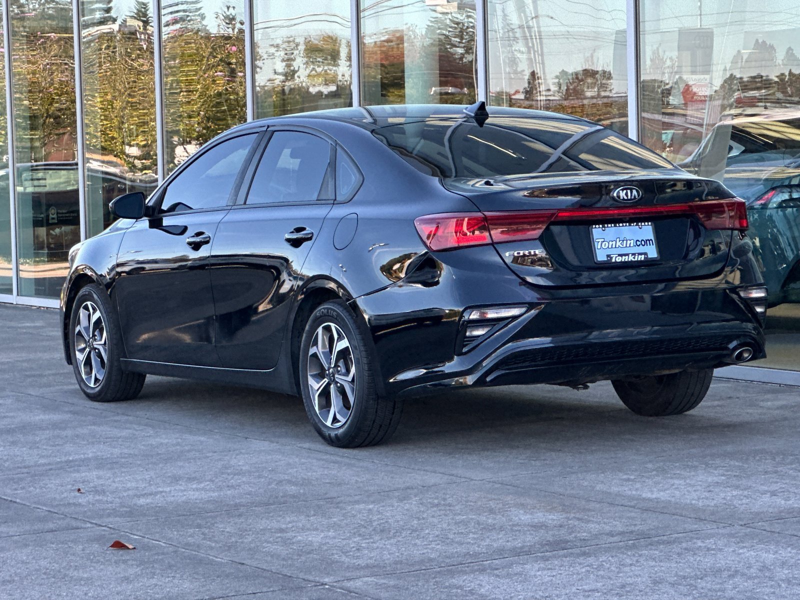 Used 2020 Kia Forte LXS FWD image 6