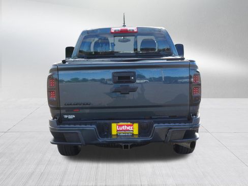 Used 2018 Chevrolet Colorado Z71 AWD/4WD image 6
