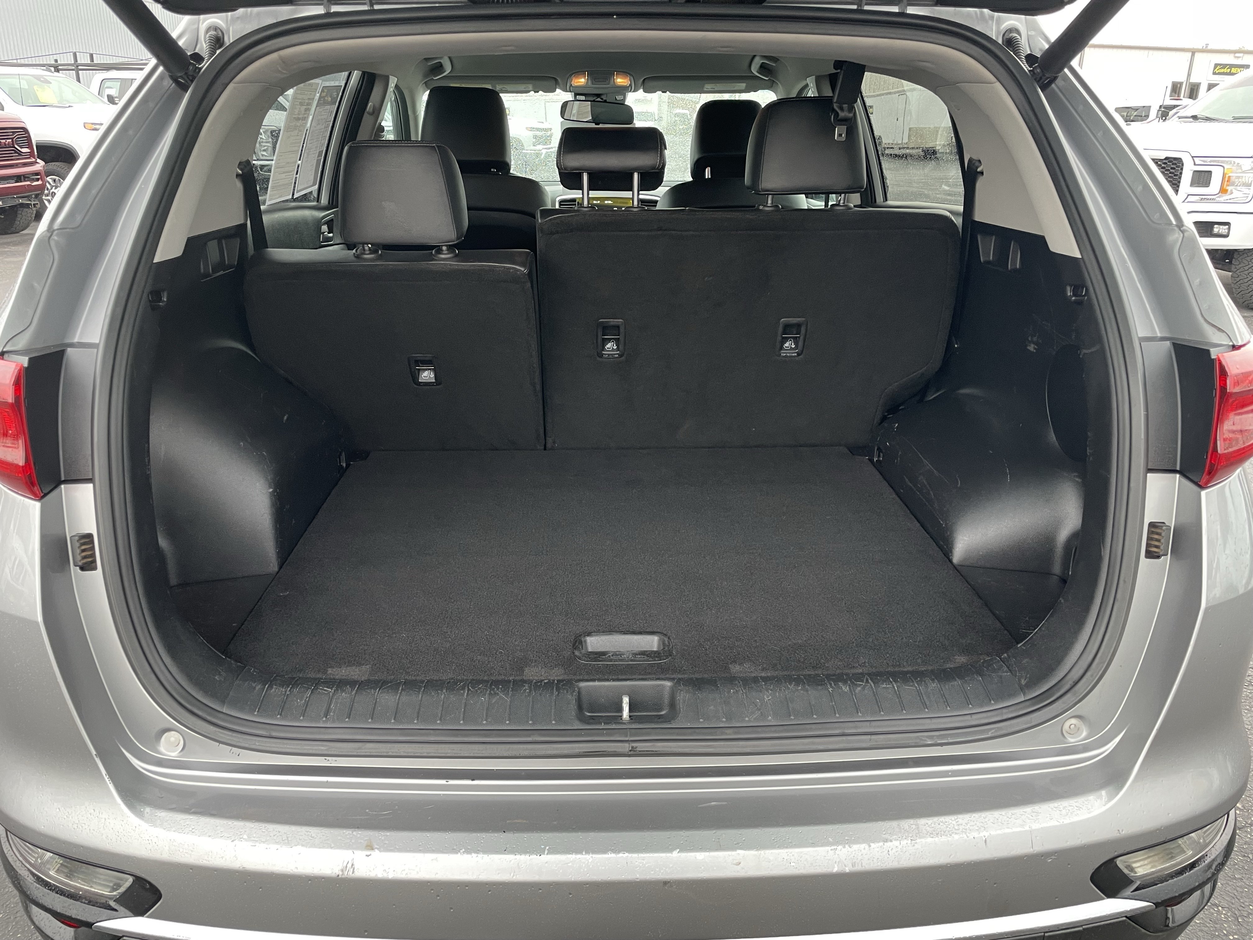 Used 2021 Kia Sportage EX AWD/4WD image 9