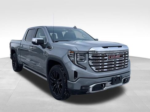 Used 2025 GMC Sierra 1500 Denali w/ Denali Reserve Package image 4