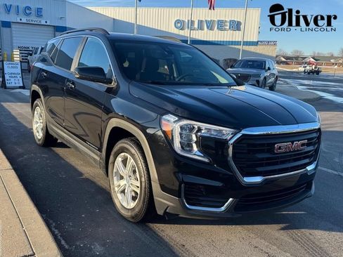 Used 2023 GMC Terrain SLE w/ Driver Convenience Package AWD/4WD image 1