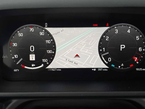 Used 2025 Land Rover Defender 110 X-Dynamic SE image 24