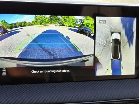 Used 2025 Nissan Kicks SR w/ Illumination Package FWD image 20