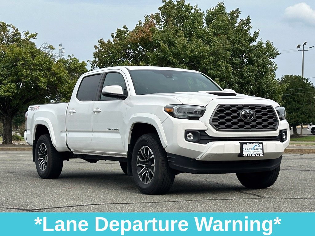 Used 2022 Toyota Tacoma TRD Sport w/ Technology Package AWD/4WD image 12