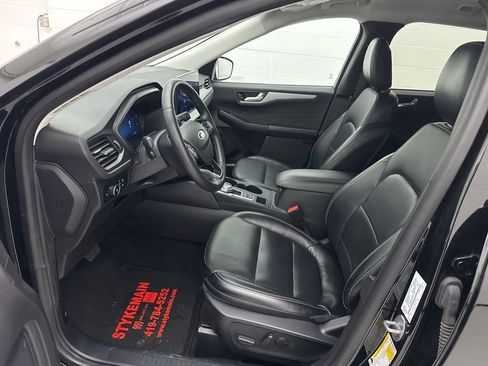 Used 2024 Ford Escape Platinum image 19