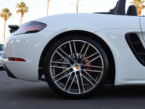 Used 2024 Porsche 718 Boxster S RWD image 59