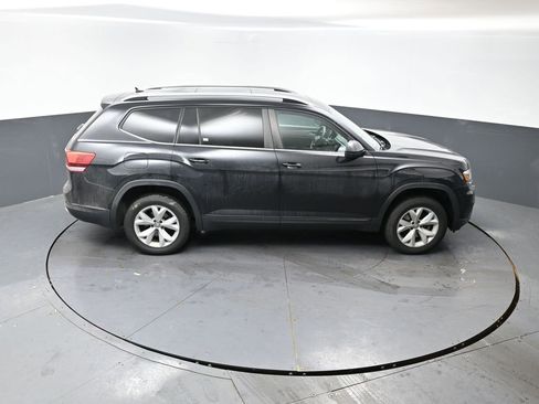 Used 2018 Volkswagen Atlas Launch Edition image 13