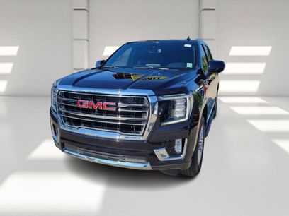 Used 2022 GMC Yukon SLT w/ SLT Premium Package