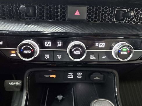 Used 2024 Honda CR-V EX-L image 17