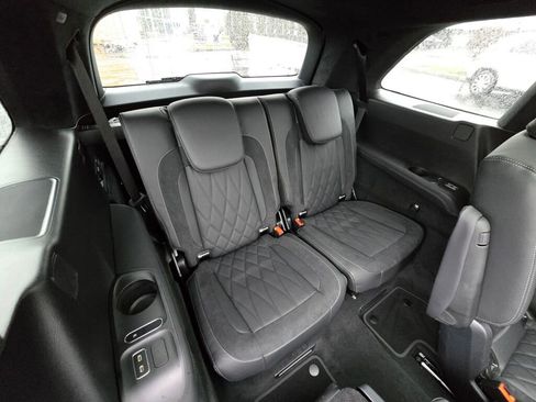New 2026 Mercedes-Benz GLS 63 AMG 4MATIC image 27