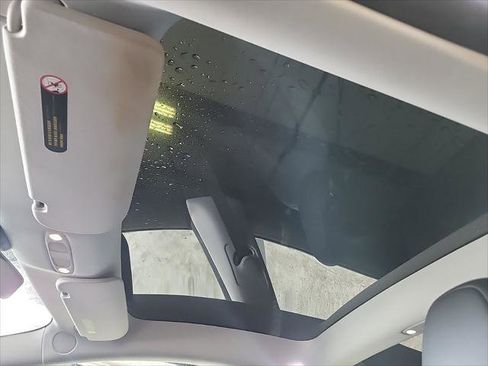 Used 2023 Tesla Model 3 Standard Range image 23