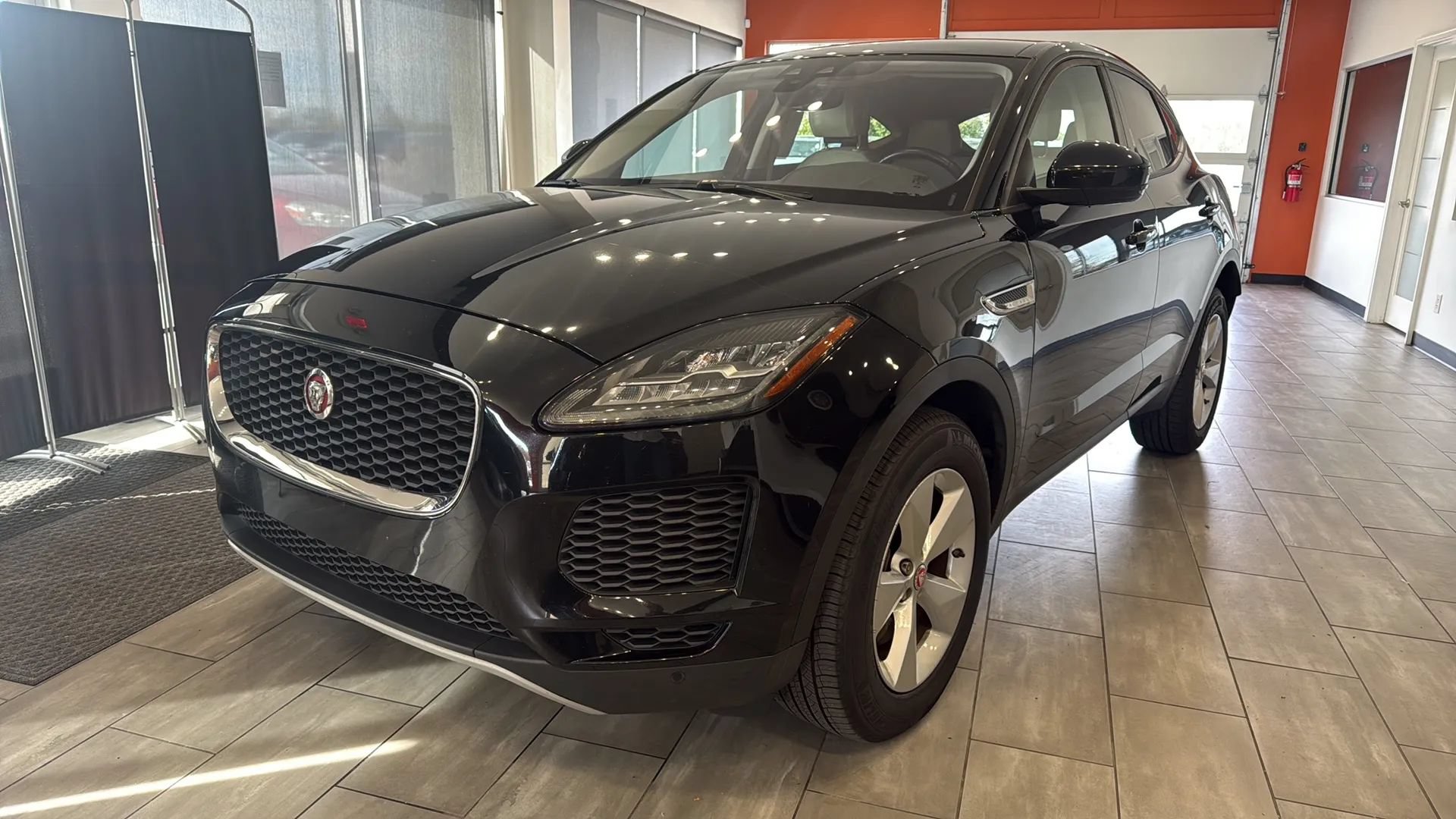 Used 2020 Jaguar E-PACE AWD/4WD image 3