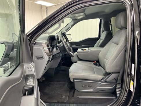 Used 2025 Ford F150 XLT w/ Equipment Group 301A Standard AWD/4WD image 19