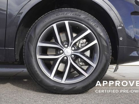 Used 2025 Land Rover Discovery Sport S image 35