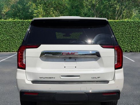 Used 2022 GMC Yukon SLT AWD/4WD image 5